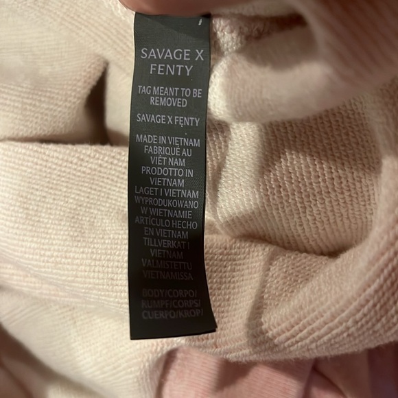 NWT Savage X Fenty weekender Terry Cropped Hoodie | Size: xl - Picture 4 of 10
